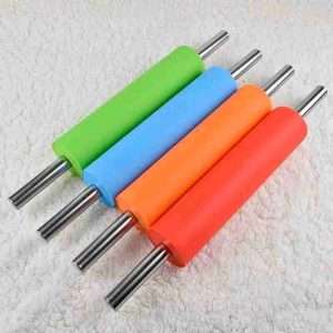 Compre rodillo de goma en Quito y facilita tu trabajo con empanadas.