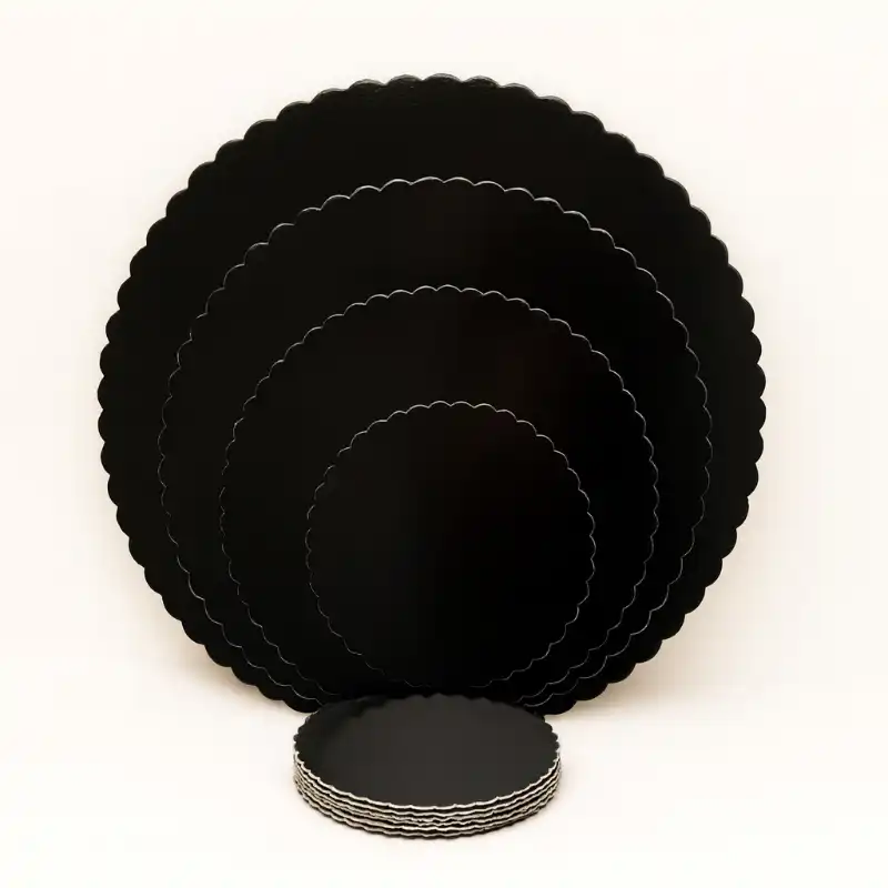 Bases Redonda Negra Para Pastel | Repostería Quito Bases redonda negra para pastel de 25 cm en ecuador