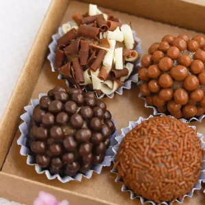 Arroz grageado de chocolate 100gr y 500gr para decoración de tortas y postres en Quito - Mr. Mold Shop Ecuador