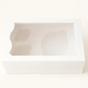 Caja lunch box cake con espacio para mini torta y cupcakes en Quito Ecuador