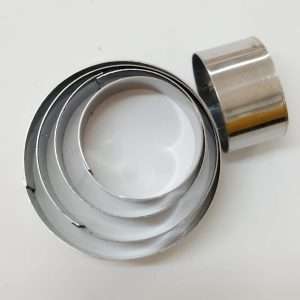 Set 5 Cortadores Redondos de Acero Inoxidable de 1.5cm de alto