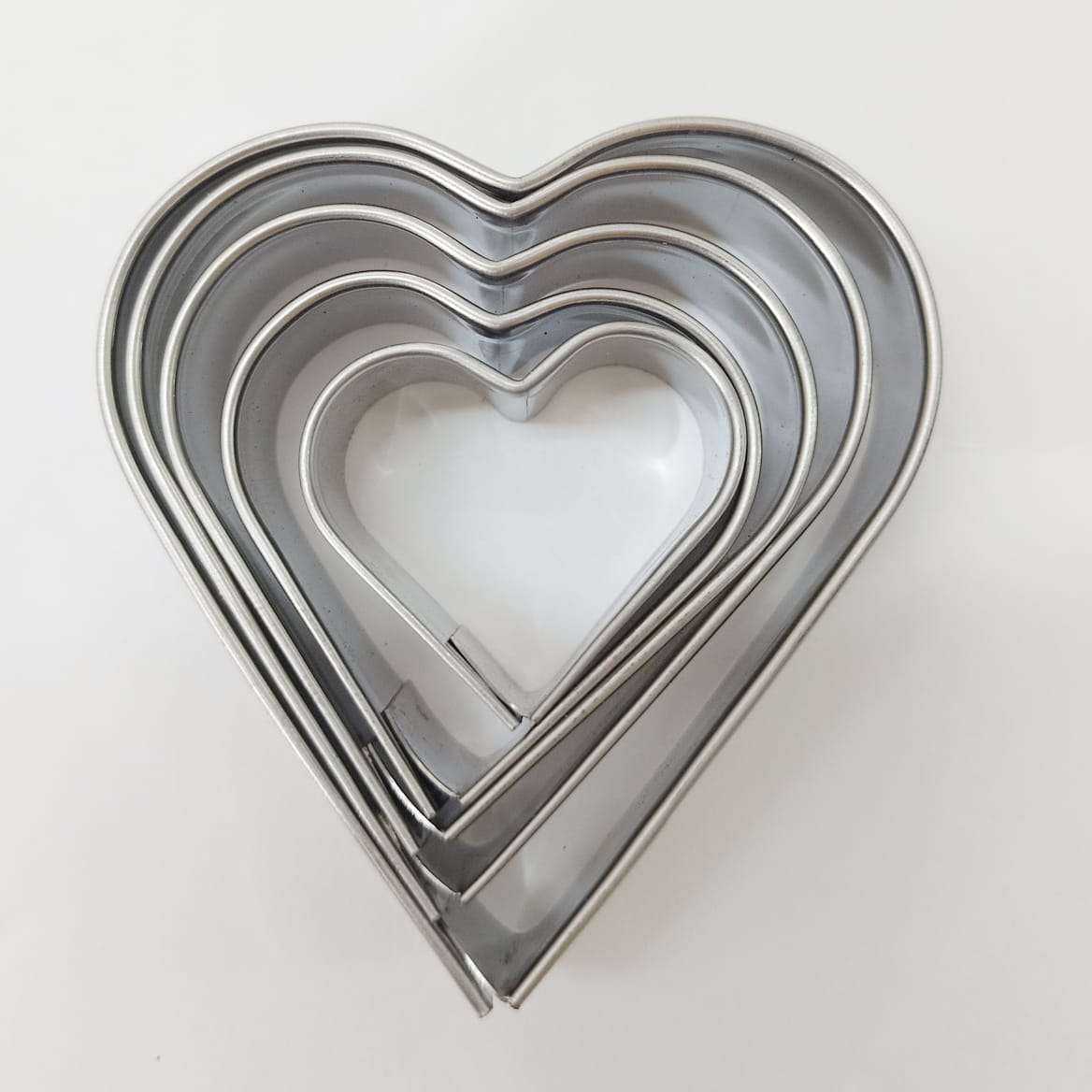 Set 5 Cortadores Corazón De Acero Inoxidable De 2Cm De Alto | Repostería Quito Set 5 cortadores corazón de acero inoxidable de 2cm de alto
